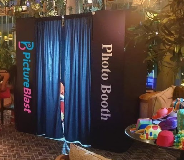 Photo booth hire for weddings, parties and corporate events - PictureBlast Ltd