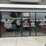 thephonerepairhub.com