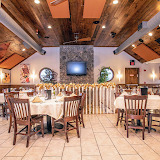 lafamiliarestaurants.com