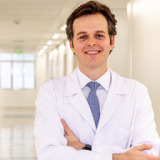 Dr. José Vetorazzo - Urologista Itaim - Cirurgia Robótica