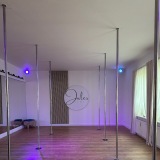 www.julespoledance.de