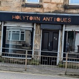 www.holytownantiques.com