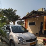 divyanitaxiservice.com