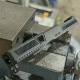 defiantmachineworks.com